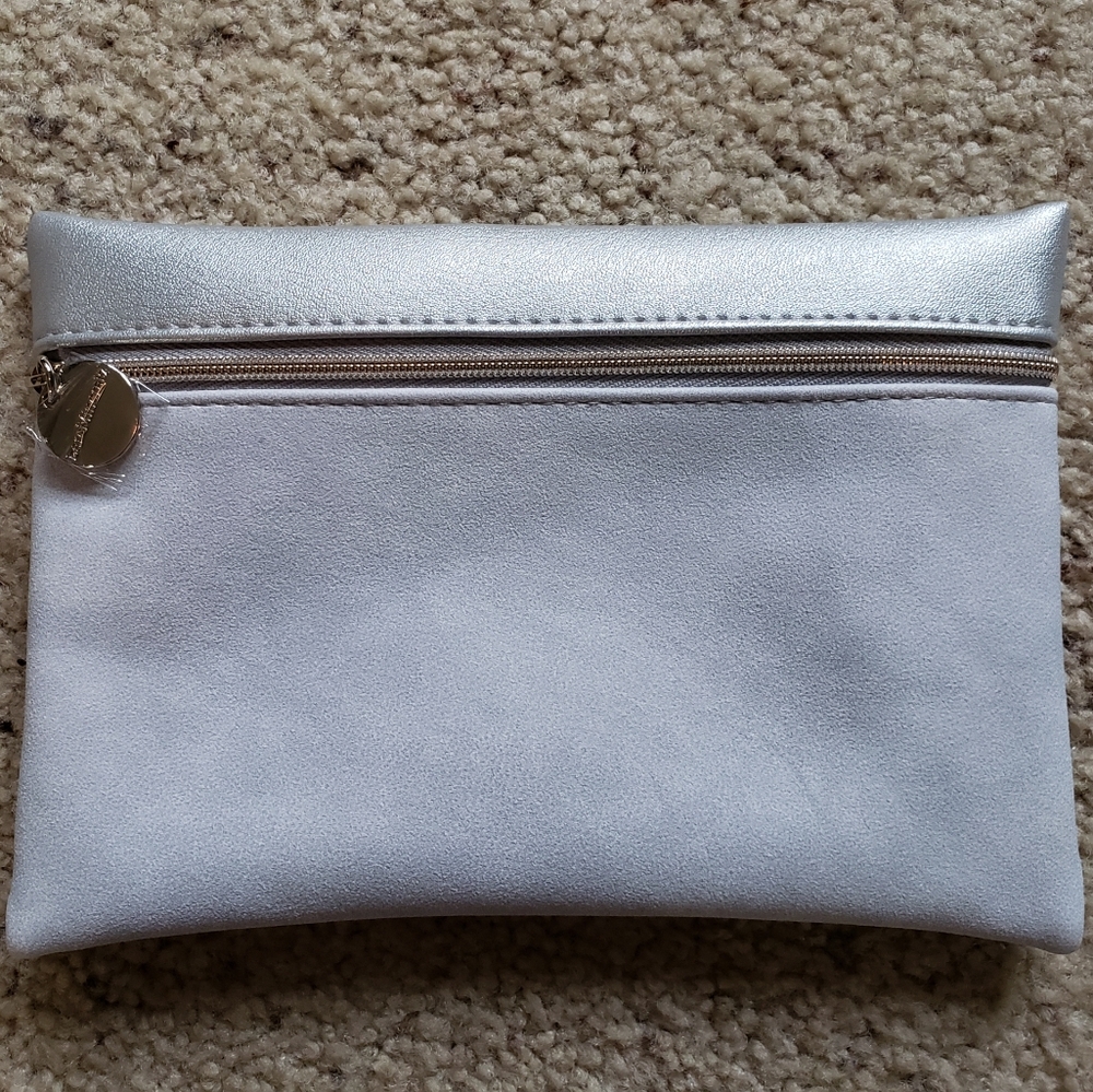 BareMinerals make up bag